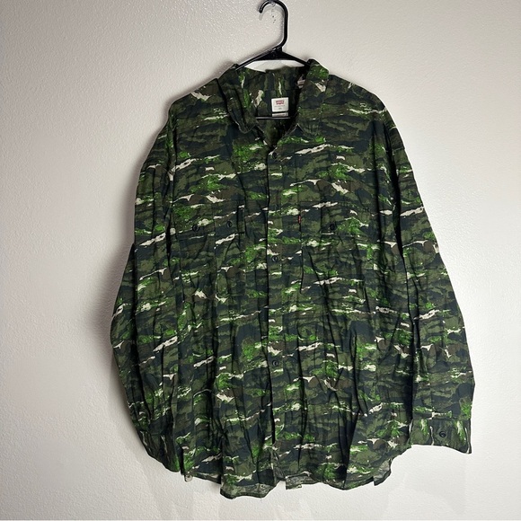 Levis Camo Button Up Shirt Oversized Size XXL - Picture 1 of 8